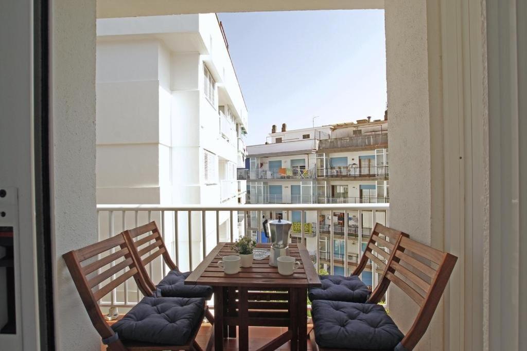 Warm Sands Apartment By Hello Homes Sitges Exterior foto